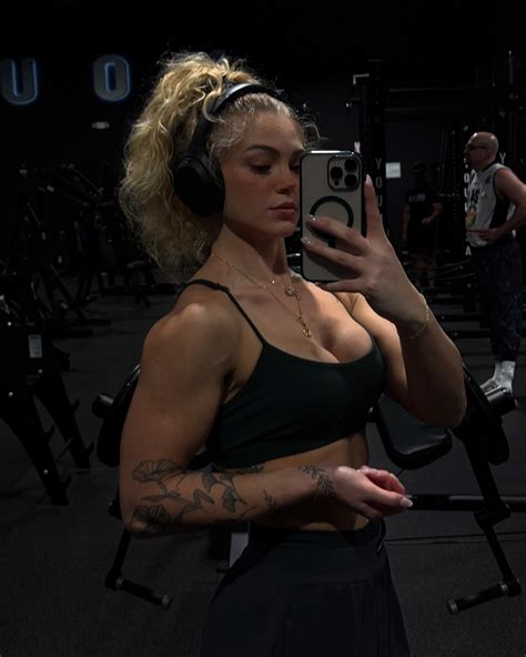 abigail white (@abigailwhhitee) • Instagram photos and videos