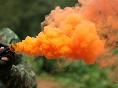 Дымовая шашка (граната) : военная, армейская, плавучая, как выглядит ...