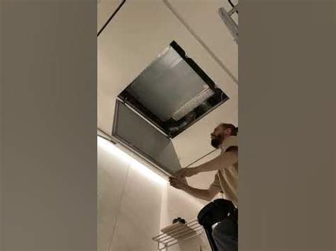 Люк в натяжном потолке #shorts - YouTube