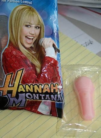 Angelina Jolie Leg: miley cyrus candy