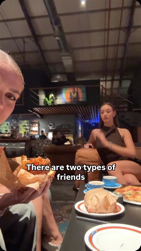 Kate Shumskaya | 😈 vs 👼 | Instagram