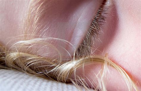 Are Blond Eyelashes Rare? Everything You Should Know