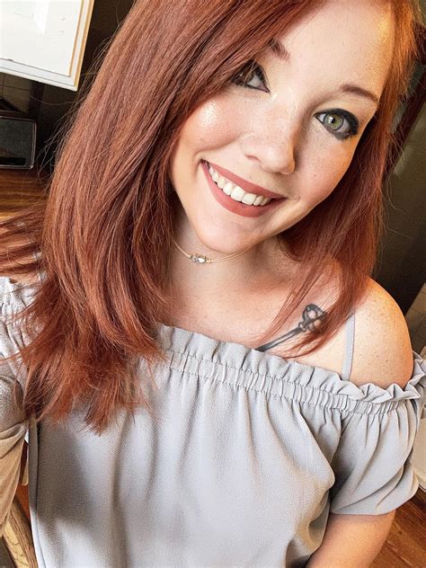 259 best Redhead Selfie images on Pholder | SFW Redheads, Redhead