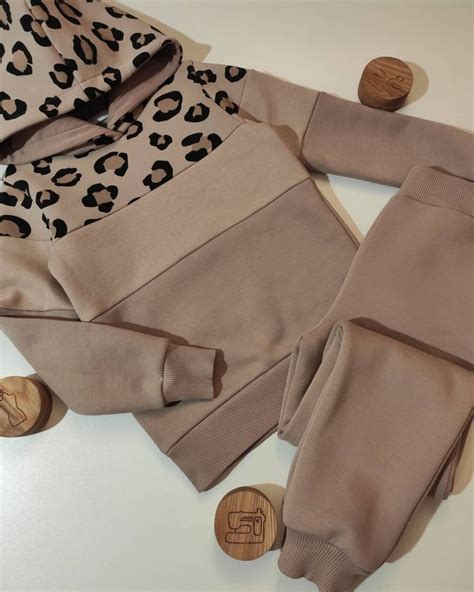 Pin by Нара on 1КАМИЛОЧКА | Kids outfits, Kids fashion, Trendy hoodies
