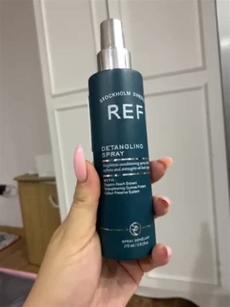REF HAIR CARE Спрей для легкого расчесывания волос DETANGLING SPRAY ...