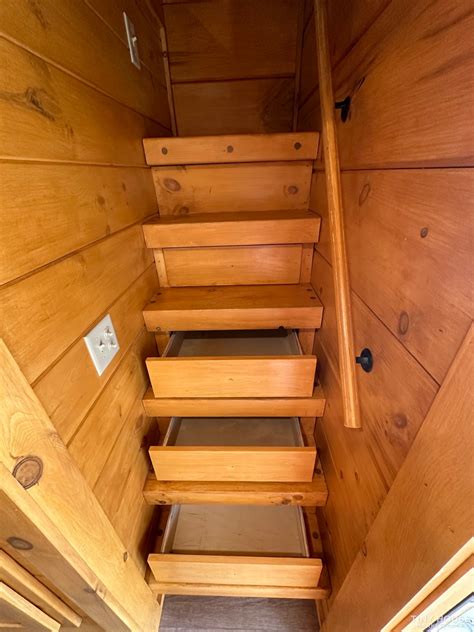 log cabin tiny house 4