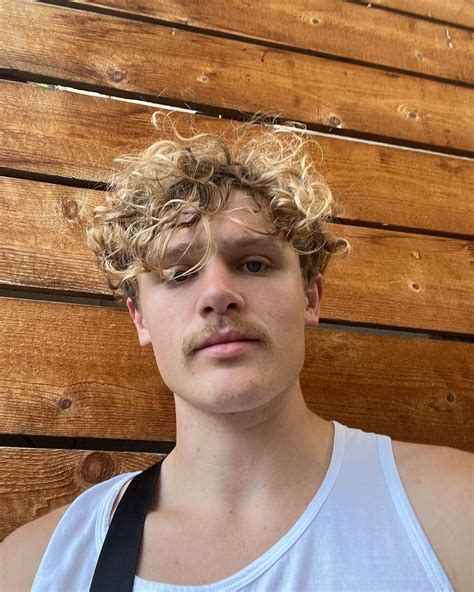 Ryan Trahan | 25th birday 🤨🎈🎉 do i need a permanent beard now 😔 | Instagram