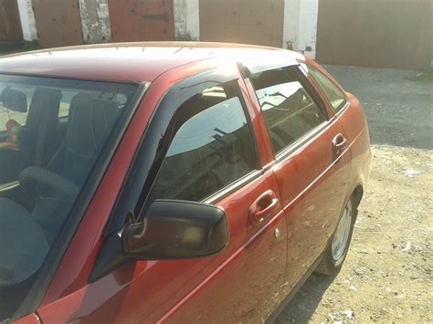 Ветровики — Lada Приора хэтчбек, 1,6 л, 2008 года | аксессуары | DRIVE2