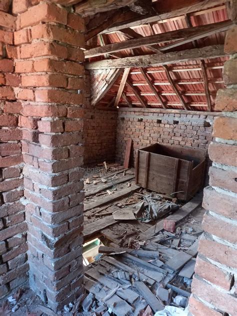 Къща в гр. Койнаре Двуетажна къща 100 кв.м РЗП 1736 кв.м двор | Къщи ...