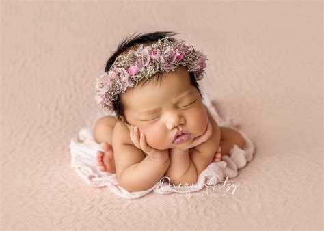 40 Newborn Photo Ideas for Boys & Girls at Home or Studio