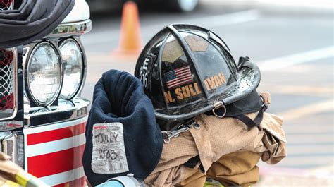 Funeral for Mesa firefighter Nikki Sullivan draws hundreds