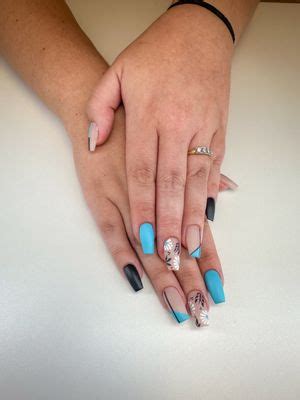 VISUAL CRUSH - Updated January 2026 - 31 Photos - 75-5995 Kuakini Hwy ...