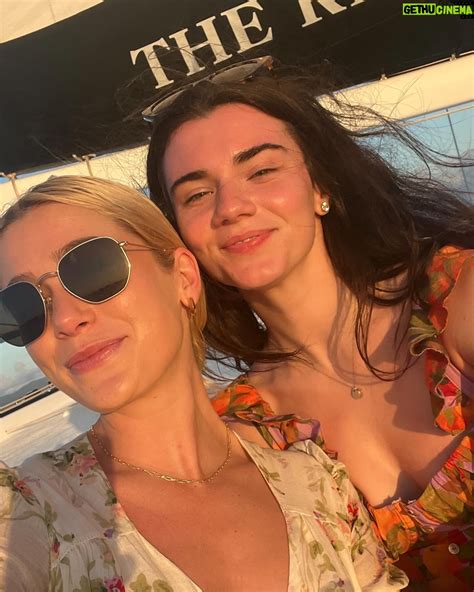 Actress Rose Reid HD Instagram Photos and Wallpapers February 2024