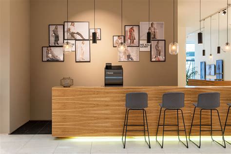 Showrooms / GERRY WEBER International GmbH