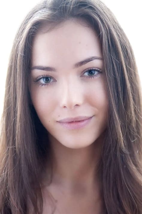 Jemma Dallender biographie, news, photos et vidéos