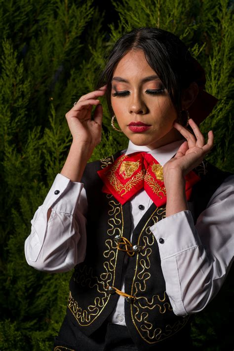 Hot Mexican Woman Photos, Download The BEST Free Hot Mexican Woman