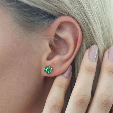 14k Gold Emerald Stud Earrings,stud Earrings, Gold Earrings,birthstone