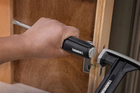 ToughBuilt Screwdrivers - Demo, Multi-Bit, and More - Pro Tool Reviews