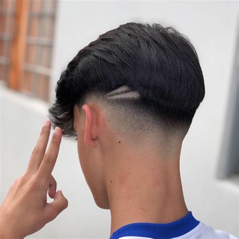Low Fade Em V Disfarçado