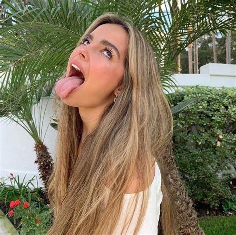 Jb fap teen girl selfie tongue gallery bing images – Artofit