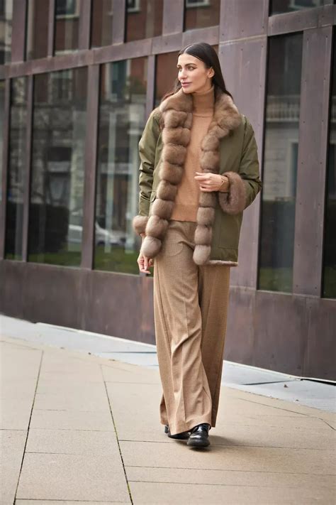 Главные тренды и модные шубы зимы 2024 in 2024 | Fashion, Fur, Trending
