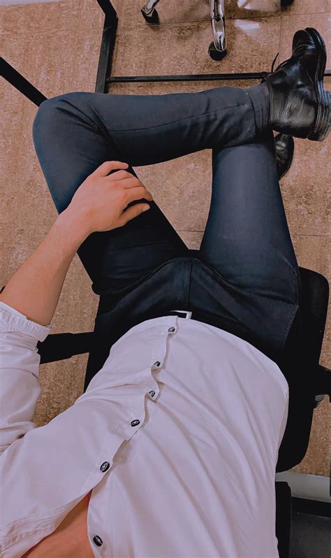 A comfy place to sit? Why not : r/Bulges