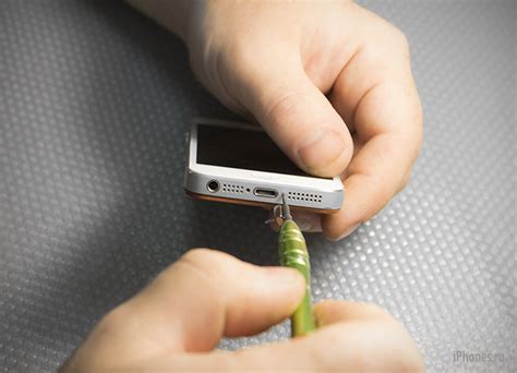 Пыль на камере в iPhone. Где и как убрать