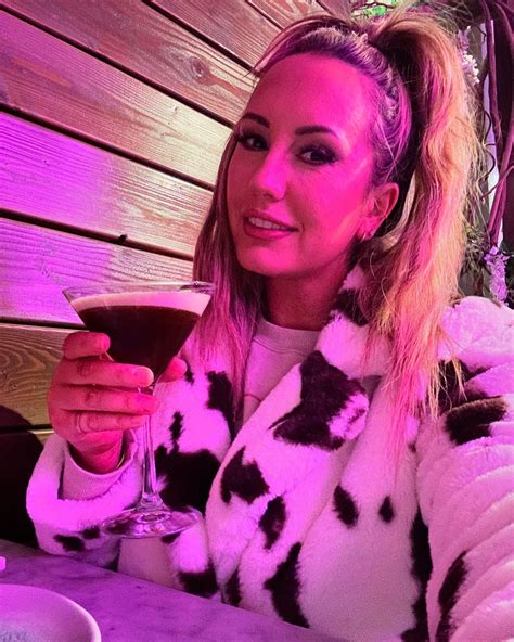 Instagram Brett Rossi