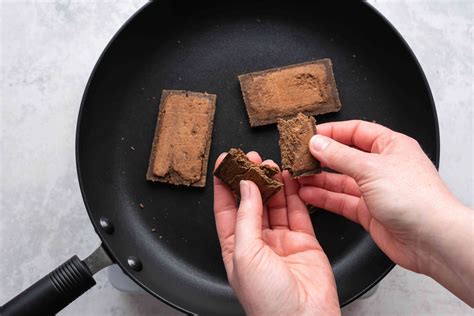 Toasted Belacan (Dried Shrimp Paste) Recipe