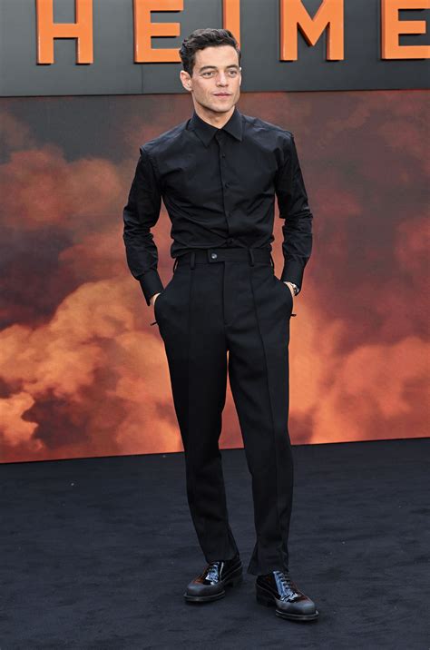 Rami Malek maîtrise comme personne la tendance monochrome (et voici