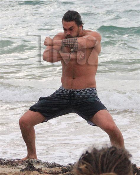 Jason Momoa's Haka Dance | Photo 2 | TMZ.com