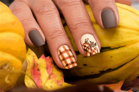 Simple Fall Nail Art Designs at Rickey Park blog