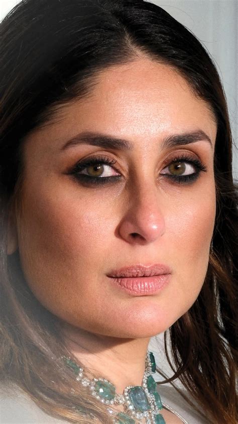 15 Kareena Kapoor face close-up 4k wallpapers - Download - SpideyPosts