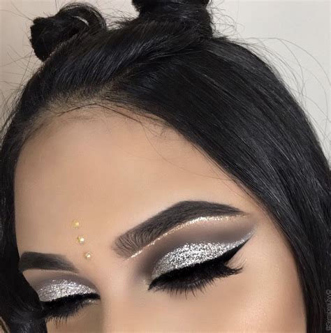 Silver Glitter Eye Makeup