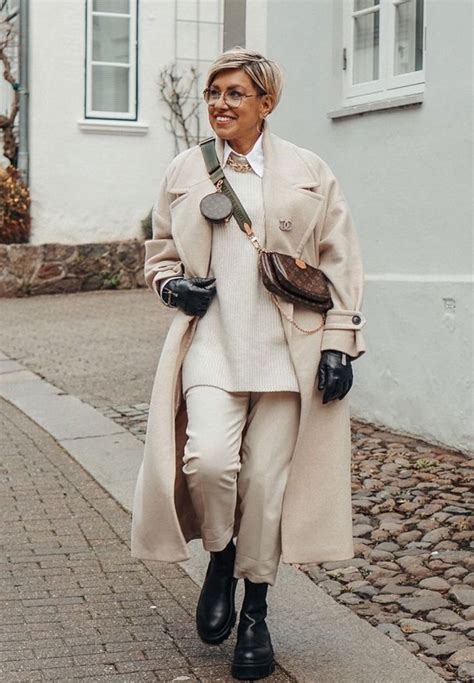 Pin by Claudia Caldelari on 50 and more: style does not retire ♥️ ...