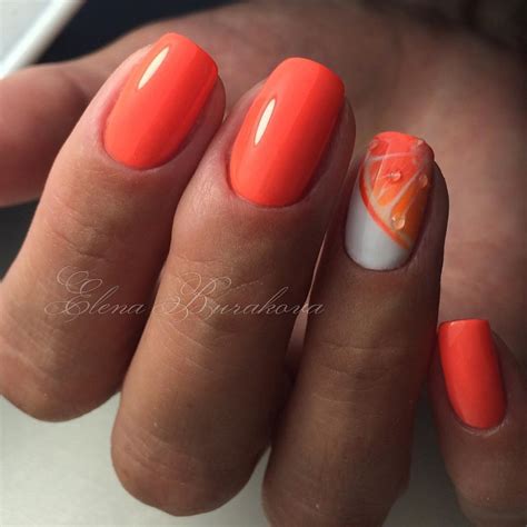 Коралловый маникюр: 80+ самых изящных идей
