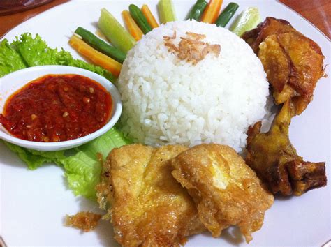 pecel ayam  delicious indonesian dish