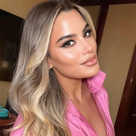 Ariadna Gutierrez Biography: Age, Husband, Net Worth, Height, Family ...