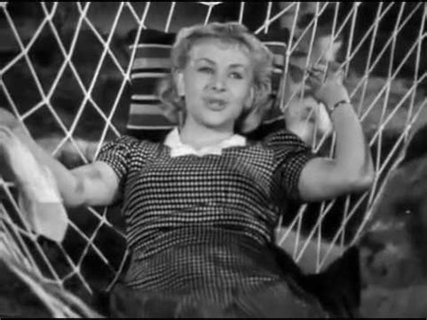 Песня из фильма «Сердца четырех» (1941) - YouTube