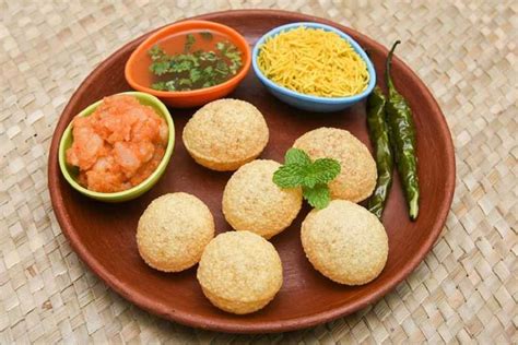 Pune: Street Food Tour with Over 5 Food Tastings | GetYourGuide