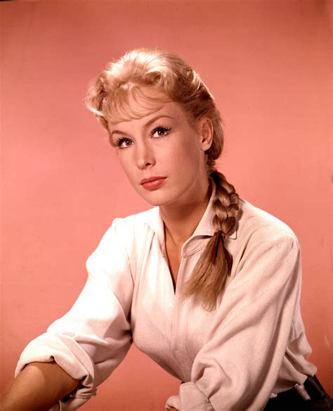 Barbara Eden - Barbara Eden Photo (42056823) - Fanpop - Page 100