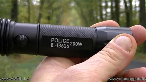 5 Watt Cree LED Flashlight Taschenlampe 1180 Lm Lithium Ionen Akku ...
