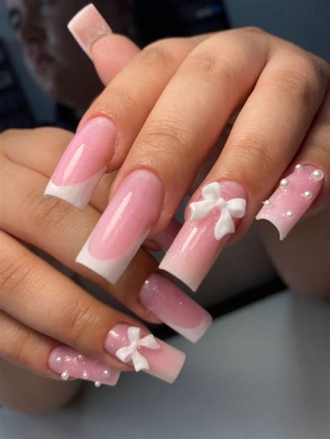Розовые ногти с белым френчем и бантиками | Pink acrylic nails, Gel ...