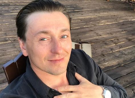 Сергей Безруков поделился фото с новорожденным сыном | STARHIT