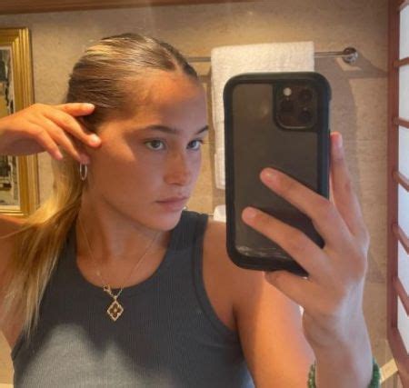 Eric Clapton's Daughter Ella May Clapton? Does She Have A Boyfriend?