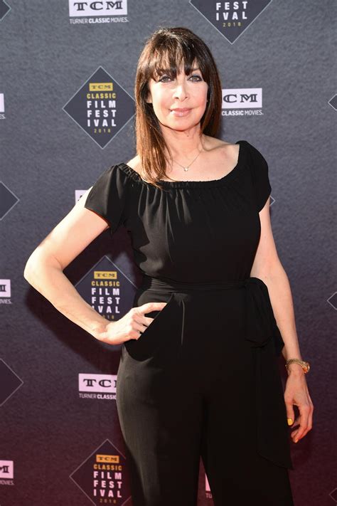 Who is Illeana Douglas, the actress who accused CBS executive Les
