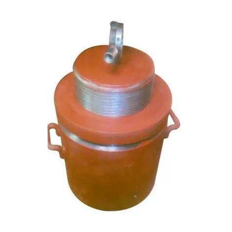 300 Ton Hydraulic Cylinder at Rs 275000 | Hastsal | New Delhi | ID ...