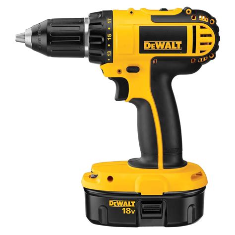 Amazon.com: DEWALT DC720KA Cordless 18-Volt Compact Drill/Driver: Home ...