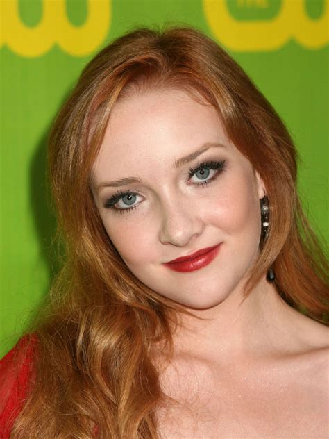 Scarlett Pomers Reba Season 1