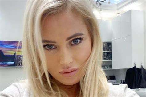 «Ей очень страшно»: мать Даны Борисовой попала в больницу - 24СМИ
